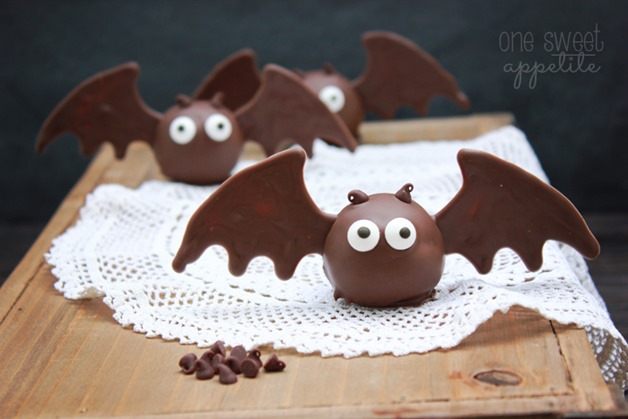 Oreo Bat Truffles